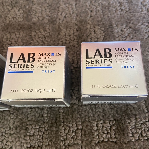 Lab Series cosmetic bag and sample creams - Picture 3 of 3